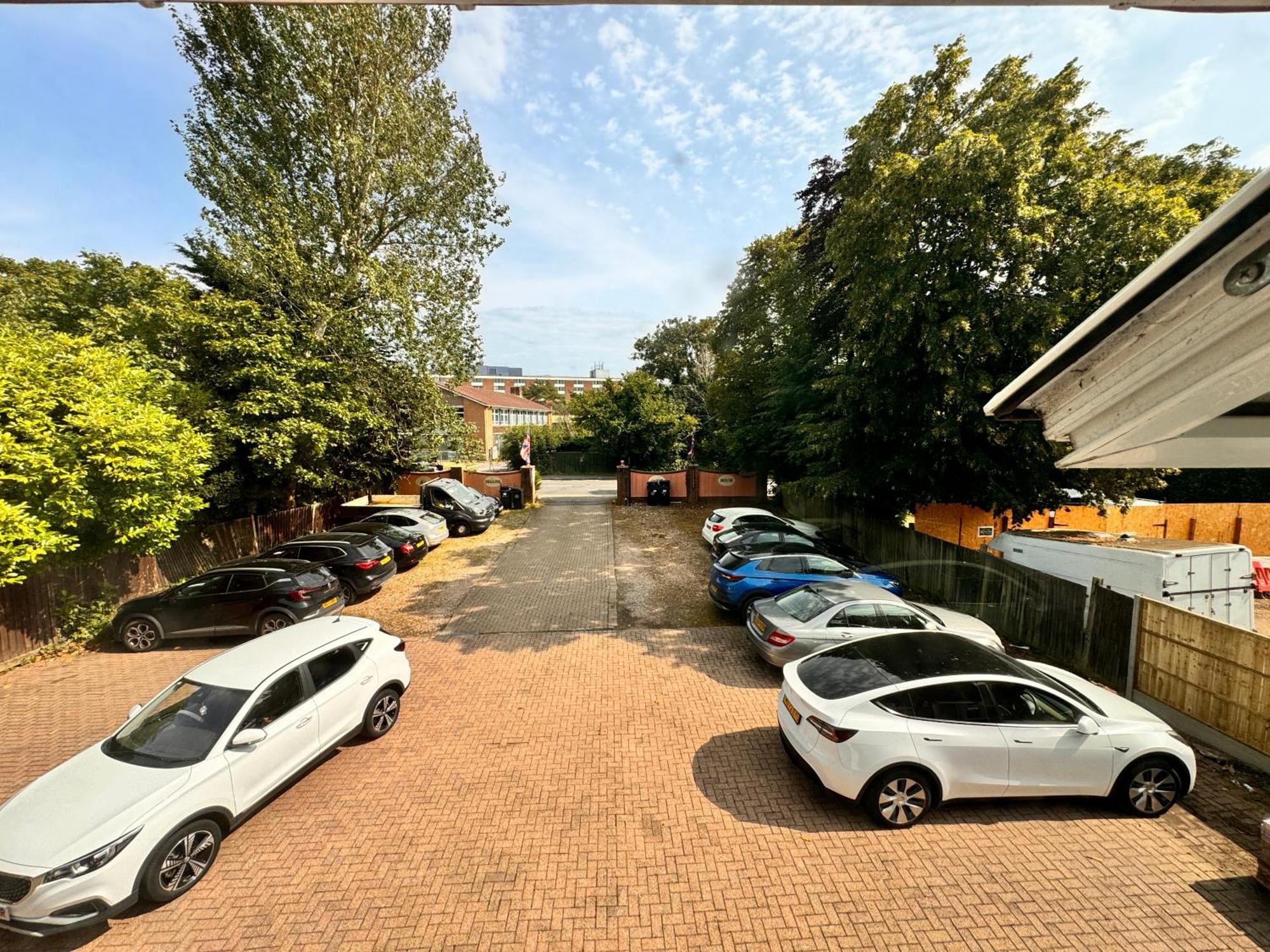 All Seasons Gatwick Guest House & Parking هورلي المظهر الخارجي الصورة
